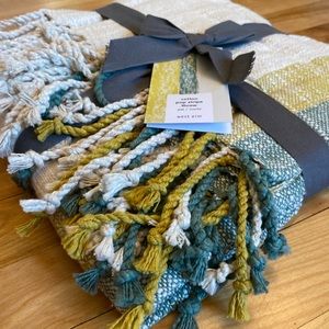West Elm RARE NEW cotton pop stripe tassel throw